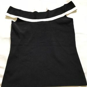 Top clothes Whitehouse/ black market classic